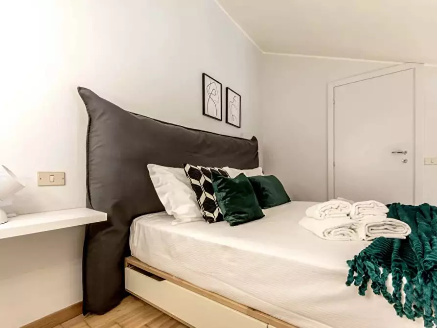 Immagine 19 di Appartamento in affitto  in Vicolo Fiori2 a Milano