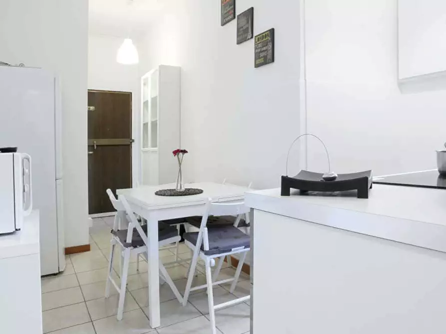 Immagine 22 di Camera in affitto  in Via Salvatore Barzilai15 a Milano