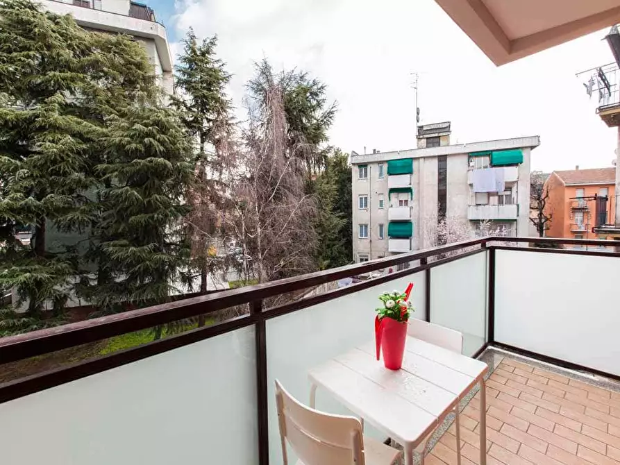 Immagine 38 di Camera in affitto  in Via Alessandro Astesani66 a Milano