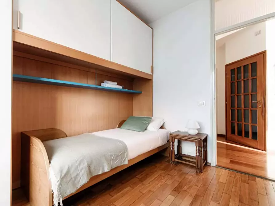 Immagine 19 di Appartamento in affitto  in Piazzale Milano5 a Campione D'italia