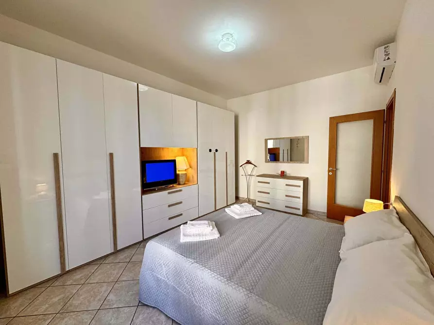 Immagine 4 di Appartamento in affitto  in Via Magenta6 a Como