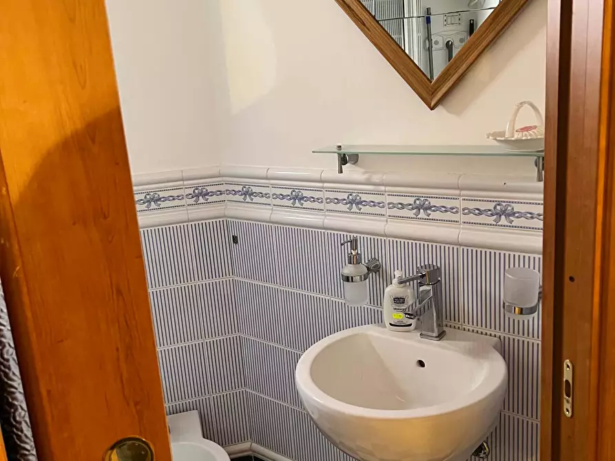 Immagine 4 di Appartamento in affitto  in Via Vittimaro18 a Castelbuono