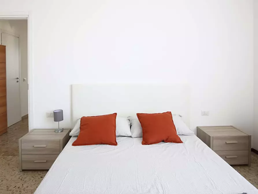 Immagine 2 di Camera in affitto  in Via Lodovico Pavoni5 a Milano