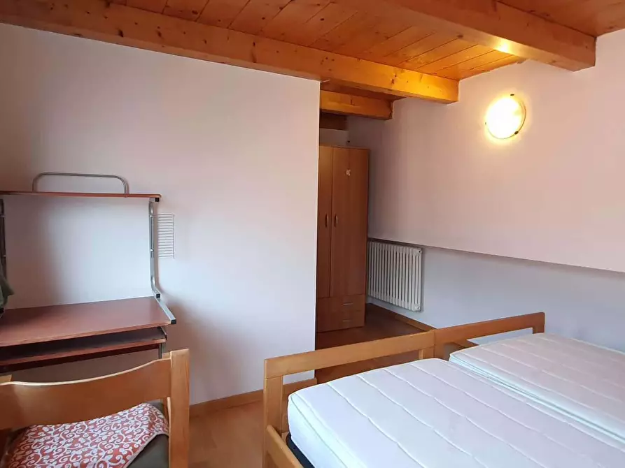 Immagine 4 di Camera in affitto  in Via Giuseppe Mazzini a Trento