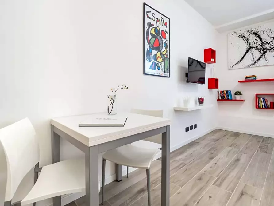 Immagine 9 di Appartamento in affitto  in Piazzale Luigi Cadorna10 a Milano