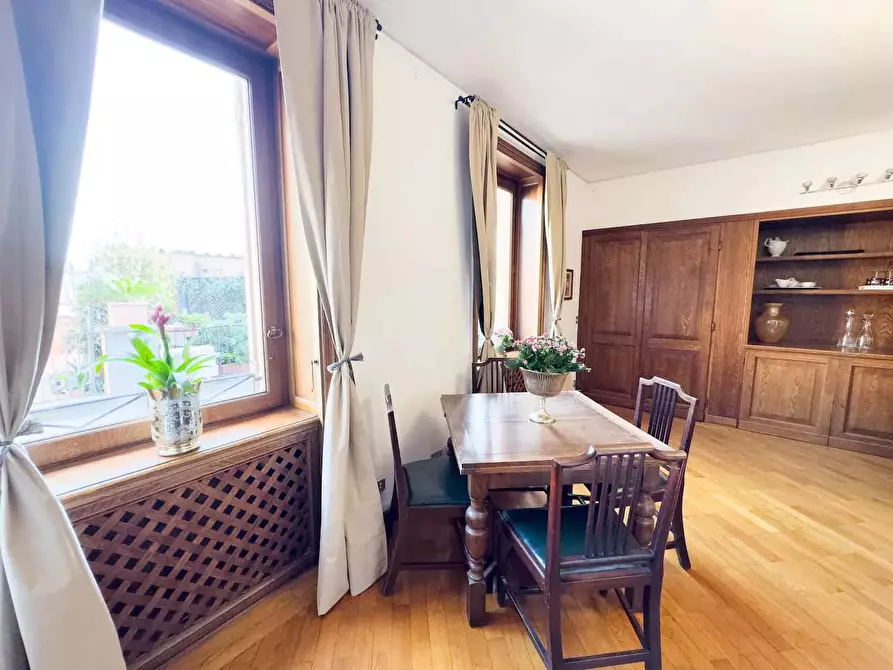 Immagine 38 di Appartamento in affitto  in Via Giulia171 a Roma