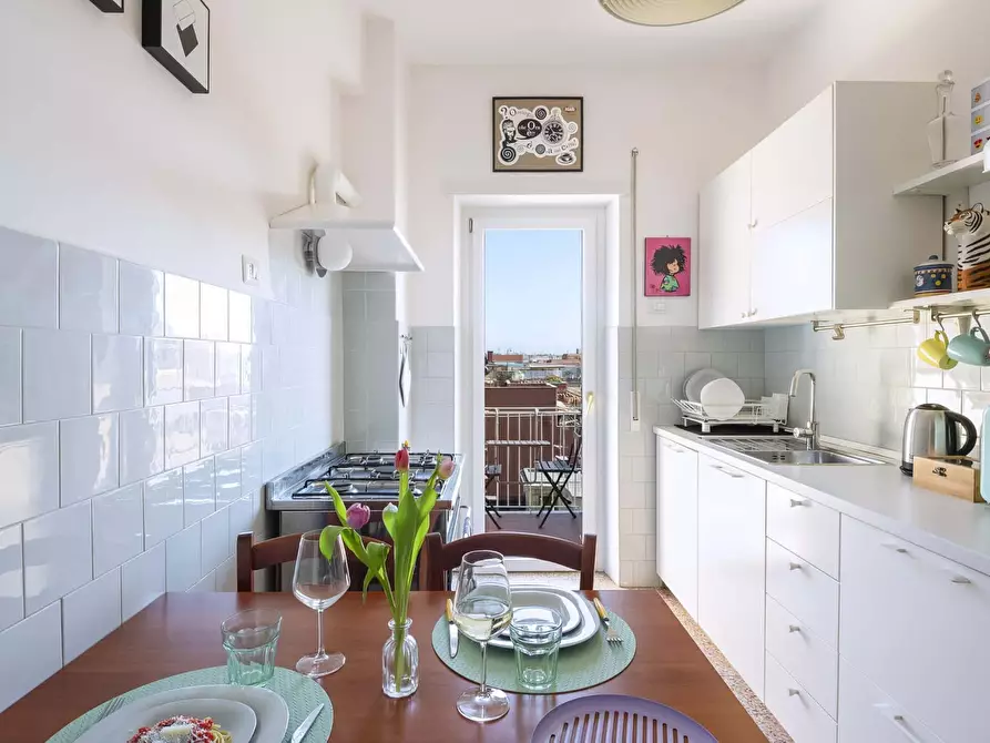 Immagine 28 di Appartamento in affitto  in Via Alberto da Giussano63 a Roma