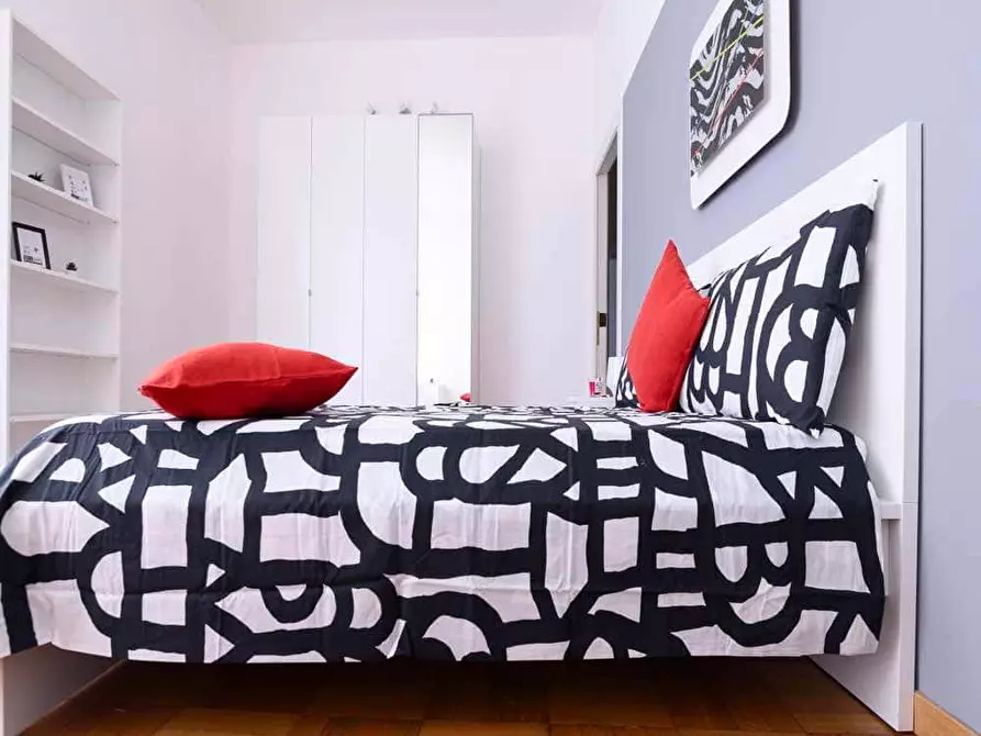 Immagine 2 di Camera in affitto  in Piazzetta Guastalla7 a Milano