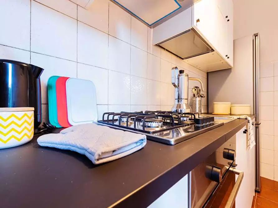 Immagine 18 di Camera in affitto  in Via Del Reno14 a Milano