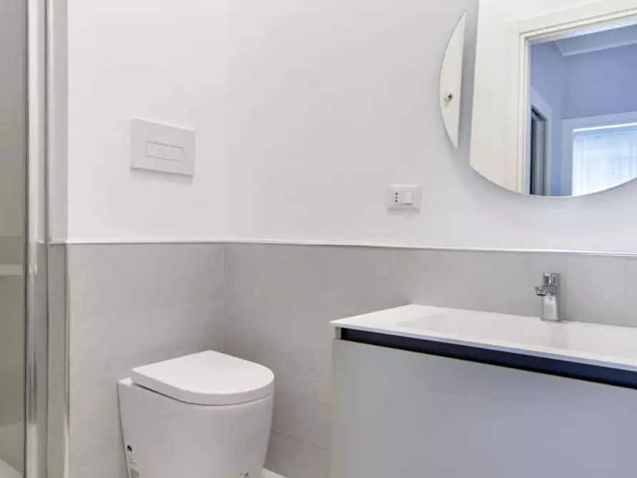 Immagine 10 di Appartamento in affitto  in Via Emanuele Notarbartolo46 a Palermo