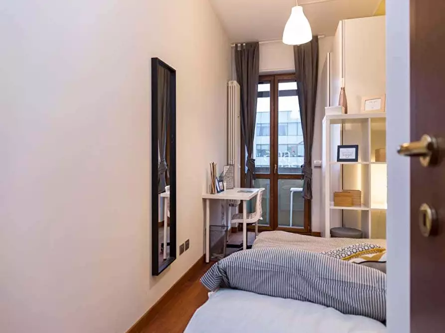 Immagine 1 di Camera in affitto  in Via Polesine33 a Milano