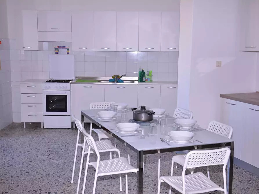 Immagine 3 di Camera in affitto  in Via Ingurtosu9 a Cagliari