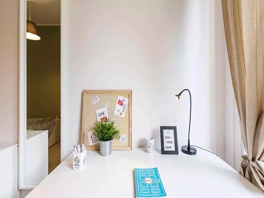 Immagine 4 di Camera in affitto  in Via Raffaello Bertieri1 a Milano