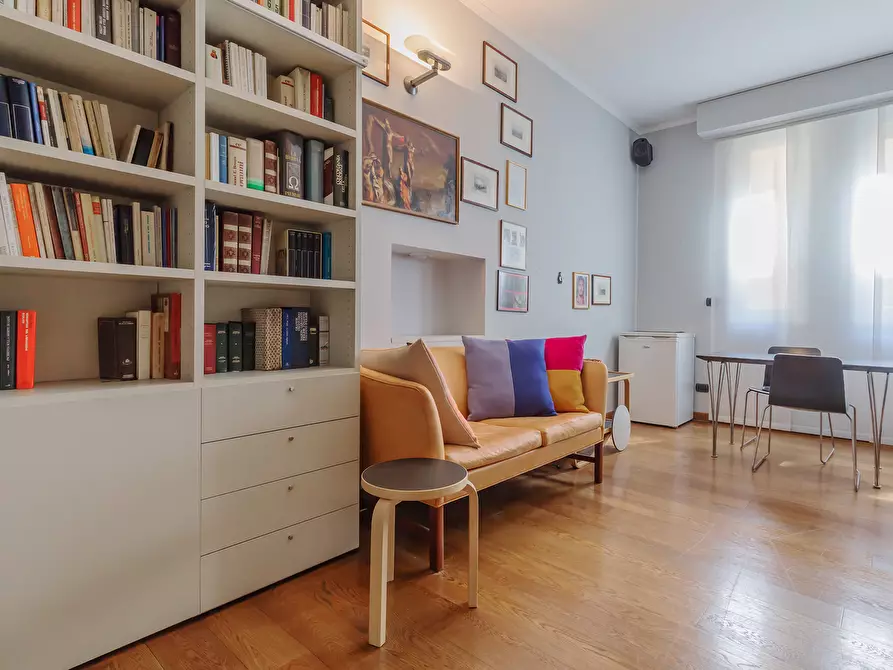 Immagine 14 di Appartamento in affitto  in Piazza Risorgimento3 a Milano