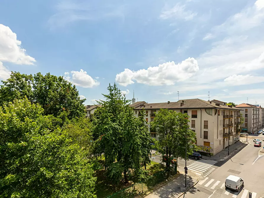 Immagine 31 di Appartamento in affitto  in Via degli Ailanti a Milano