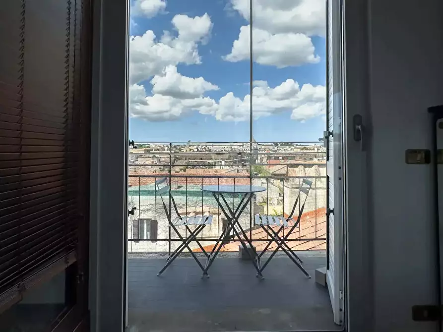 Immagine 24 di Appartamento in affitto  in Via Mario de' Fiori42 a Roma