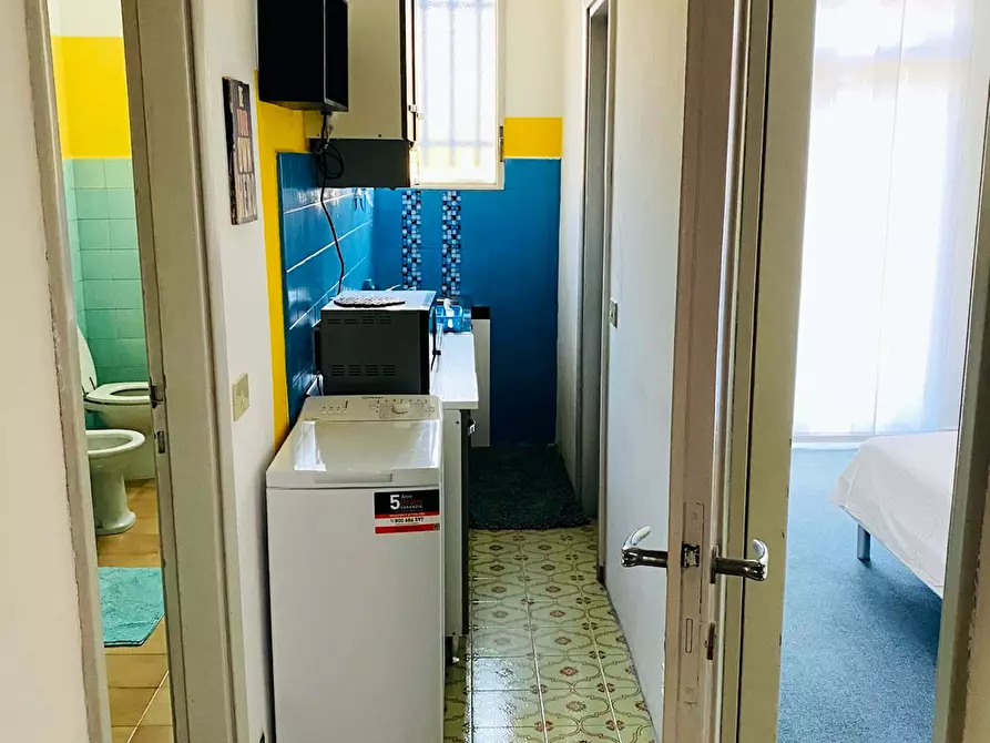 Immagine 17 di Camera in affitto  in Via Giovanni Segantini75 a Milano