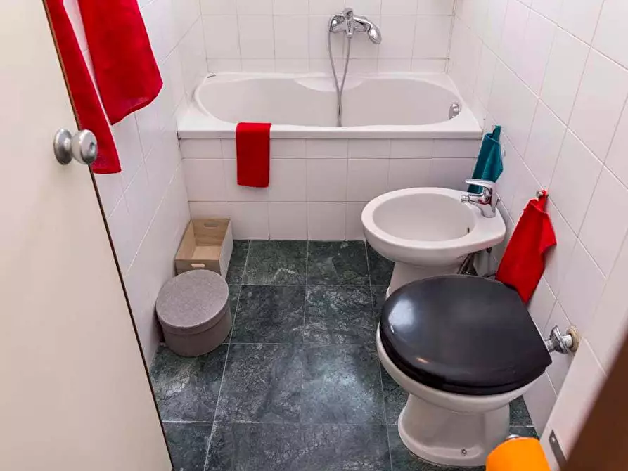 Immagine 25 di Camera in affitto  in Via Giuseppe Frua16 a Milano