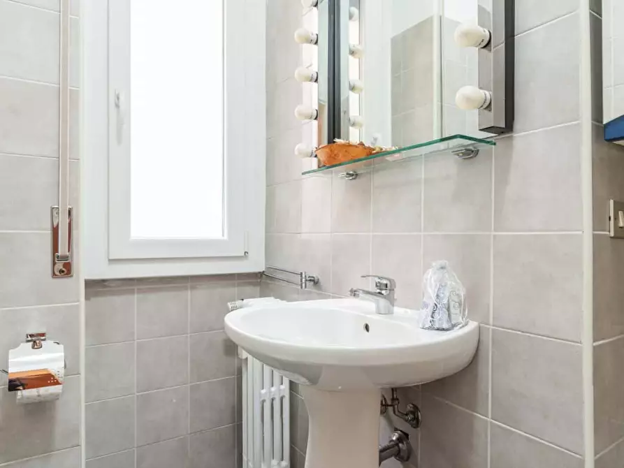 Immagine 6 di Appartamento in affitto  in Via Vigilio Inama25 a Milano