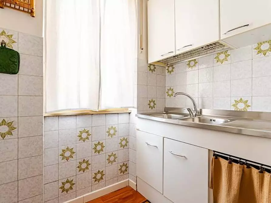 Immagine 10 di Appartamento in affitto  in Salita di Monte del Gallo9 a Roma