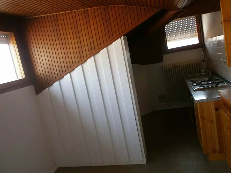 Immagine 15 di Camera in affitto  in Via Castelbarco18 a Trento