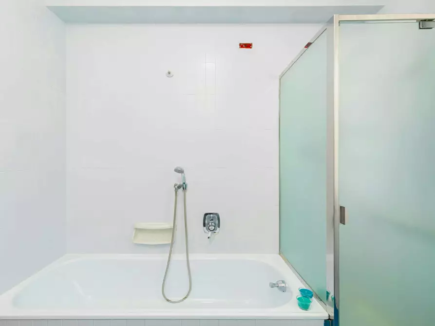 Immagine 13 di Camera in affitto  in Via Spalti a Venezia