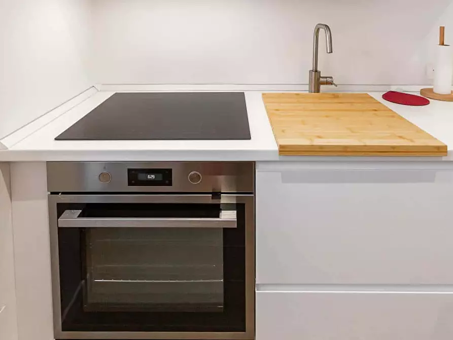 Immagine 37 di Appartamento in affitto  in Via Salasco5 a Milano