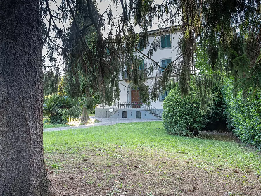 Immagine 38 di Appartamento in affitto  in Viale Lazzaro Papi117 a Lucca