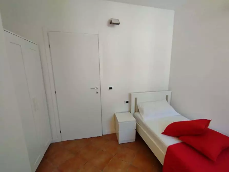 Immagine 2 di Camera in affitto  in Via Francesco Calzolari29 a Firenze