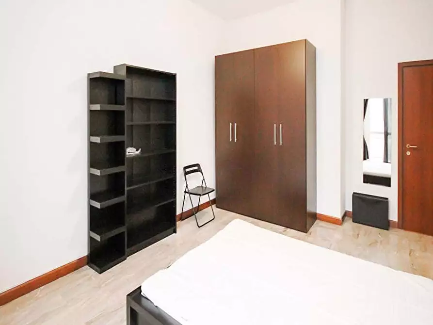 Immagine 8 di Camera in affitto  in Viale Sabotino15 a Milano