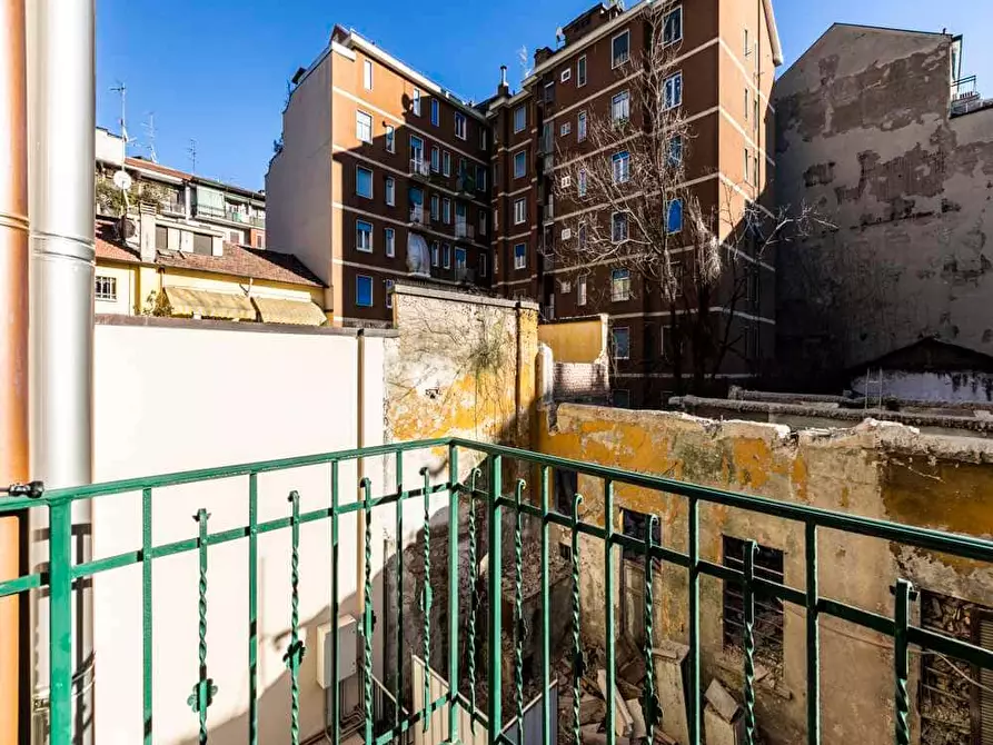 Immagine 12 di Camera in affitto  in Via Gardone5 a Milano