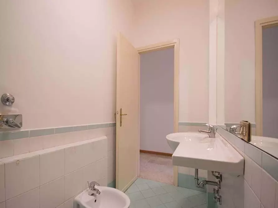 Immagine 7 di Camera in affitto  in VIA RESSI12 a Milano