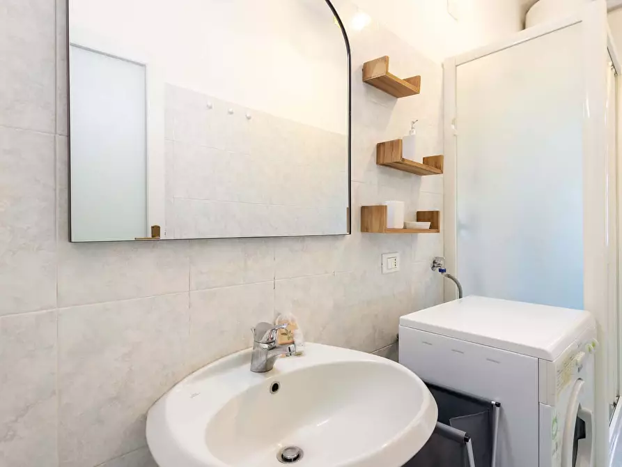 Immagine 8 di Appartamento in affitto  in Via Leone Tolstoi49 a Milano