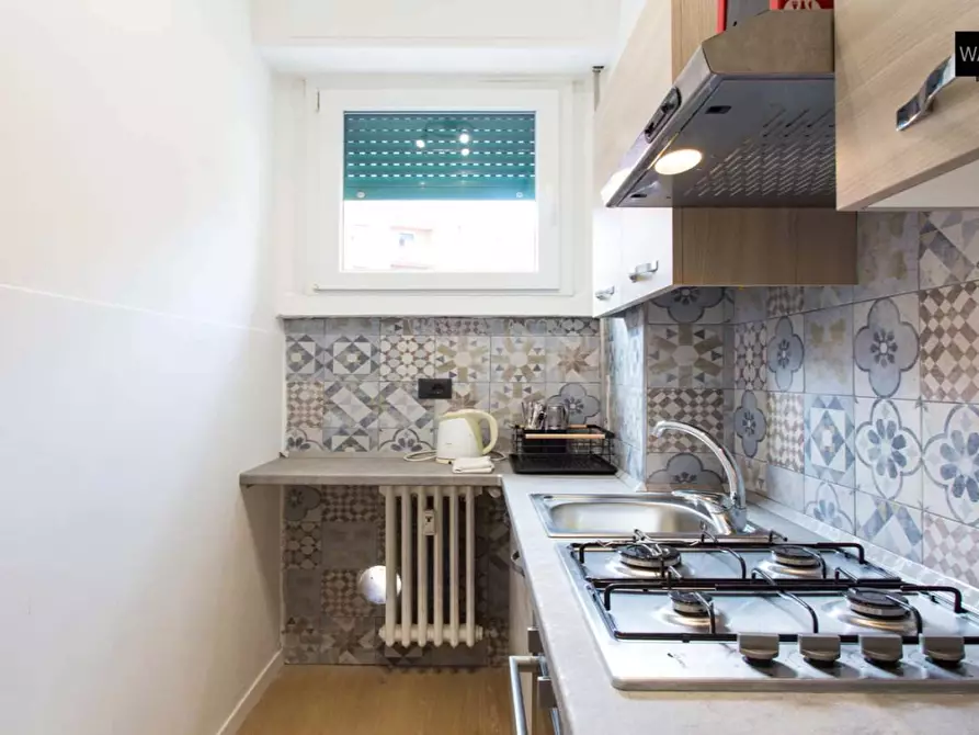 Immagine 6 di Camera in affitto  in Via Lorenteggio201 a Milano