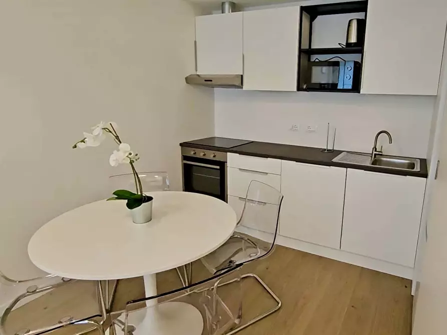 Immagine 1 di Appartamento in affitto  in Corso Italia7 a Trieste