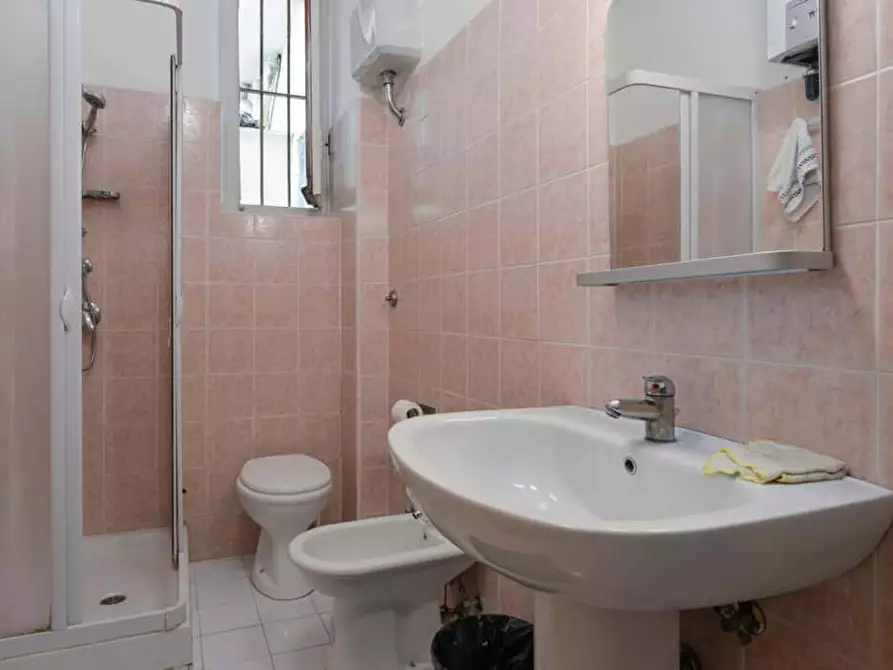 Immagine 3 di Camera in affitto  in Via Alessandria143 a Roma