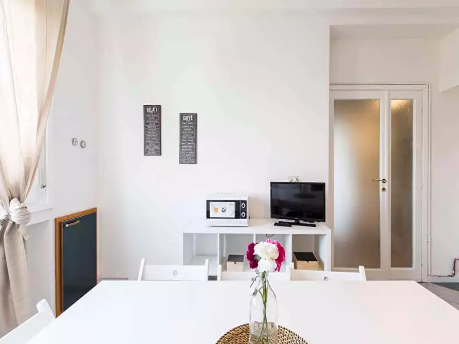 Immagine 63 di Camera in affitto  in Via Leone Tolstoi64 a Milano