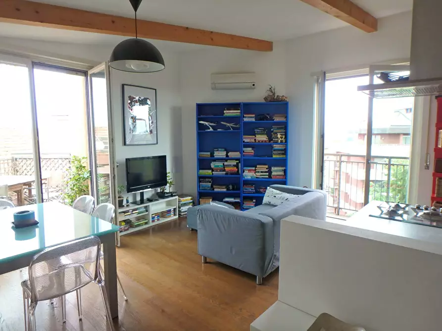 Immagine 1 di Appartamento in affitto  in Via Padova a Milano