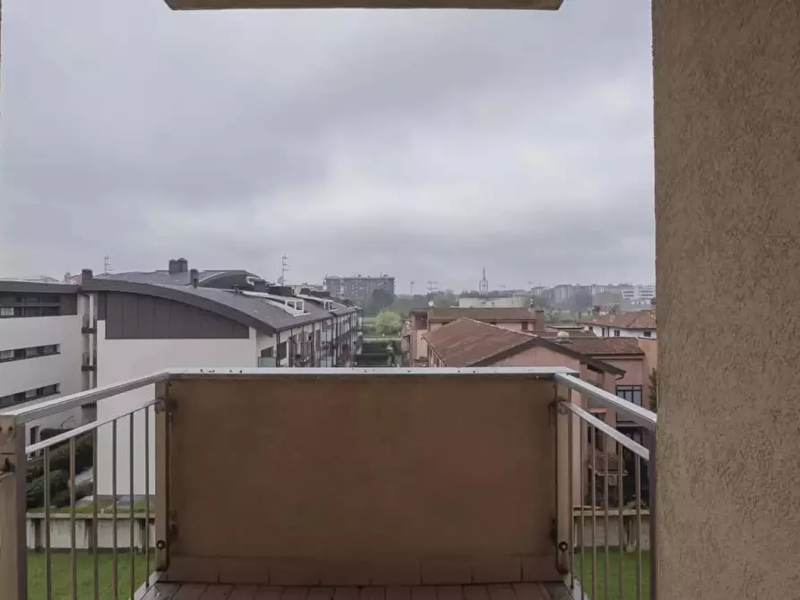 Immagine 32 di Appartamento in affitto  in Via Lodovico Il Moro114 a Milano