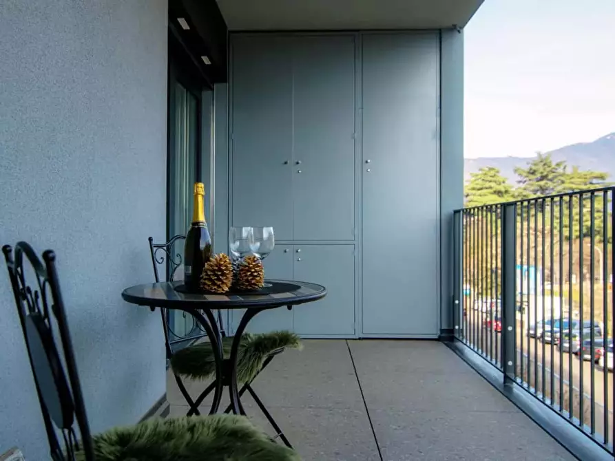 Immagine 23 di Appartamento in affitto  in Via Corrado e Giulio Venini a Como