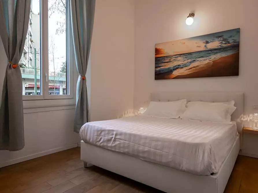Immagine 11 di Appartamento in affitto  in Via Giovanni Pascoli4 a Milano