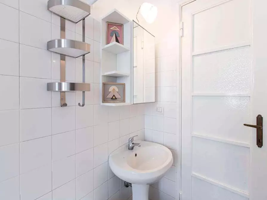 Immagine 24 di Camera in affitto  in Largo Fratelli Cervi1 a Milano