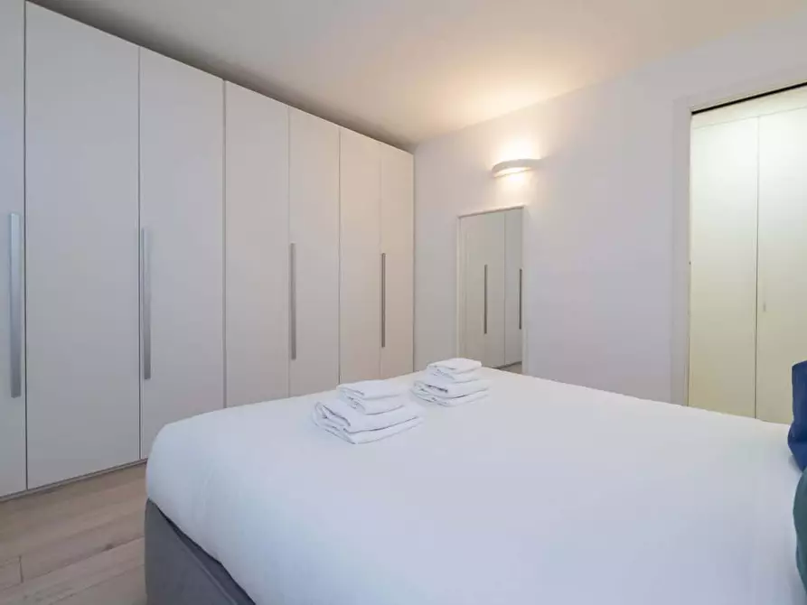 Immagine 15 di Appartamento in affitto  in Via Vigevano13 a Milano