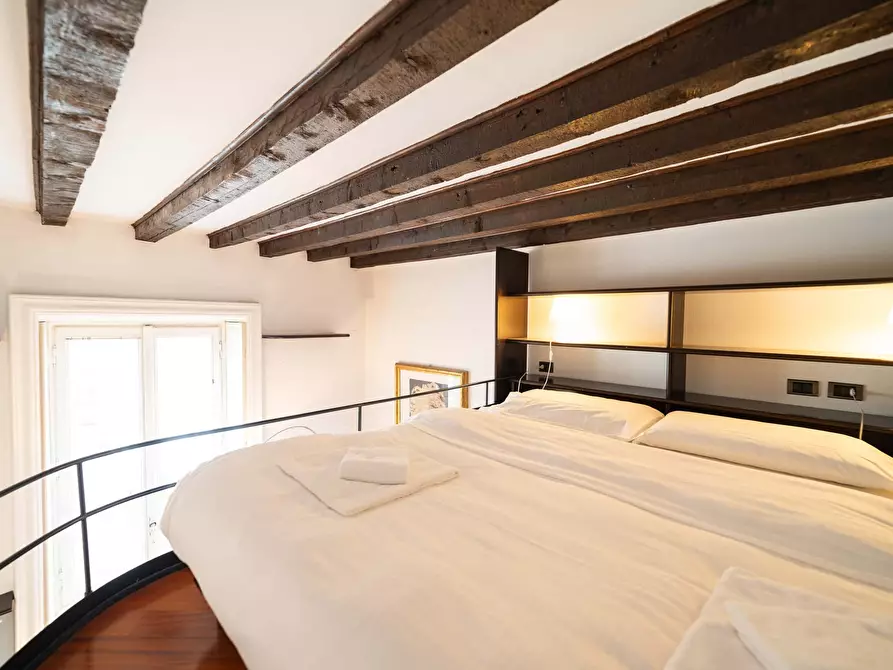 Immagine 13 di Appartamento in affitto  in Via Solferino25 a Milano