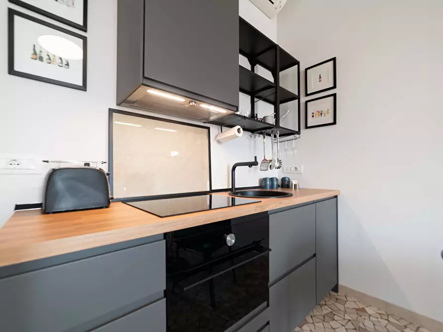 Immagine 19 di Appartamento in affitto  in Via Edmondo de Amicis4 a Milano