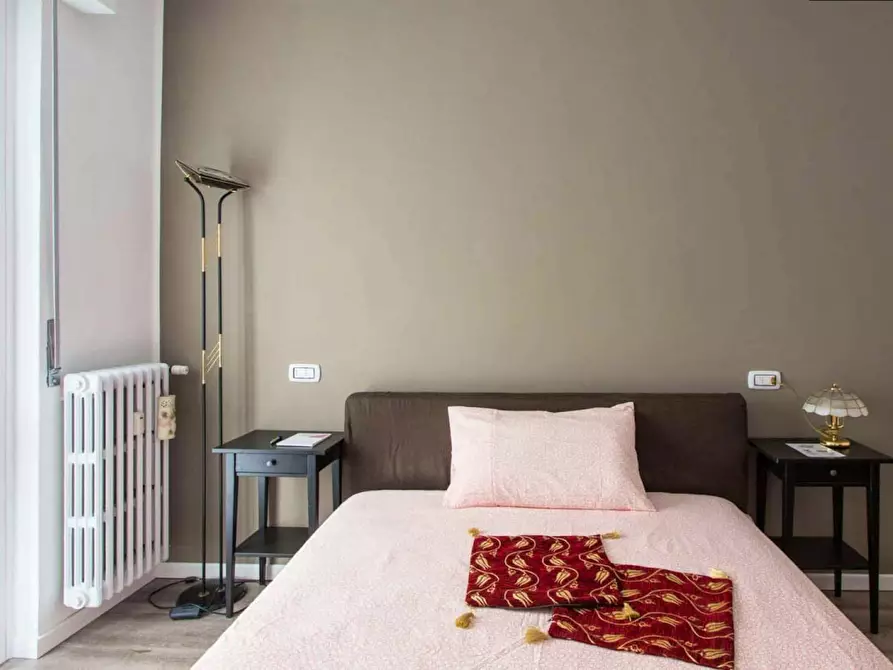 Immagine 13 di Camera in affitto  in Via Angelo Inganni64 a Milano