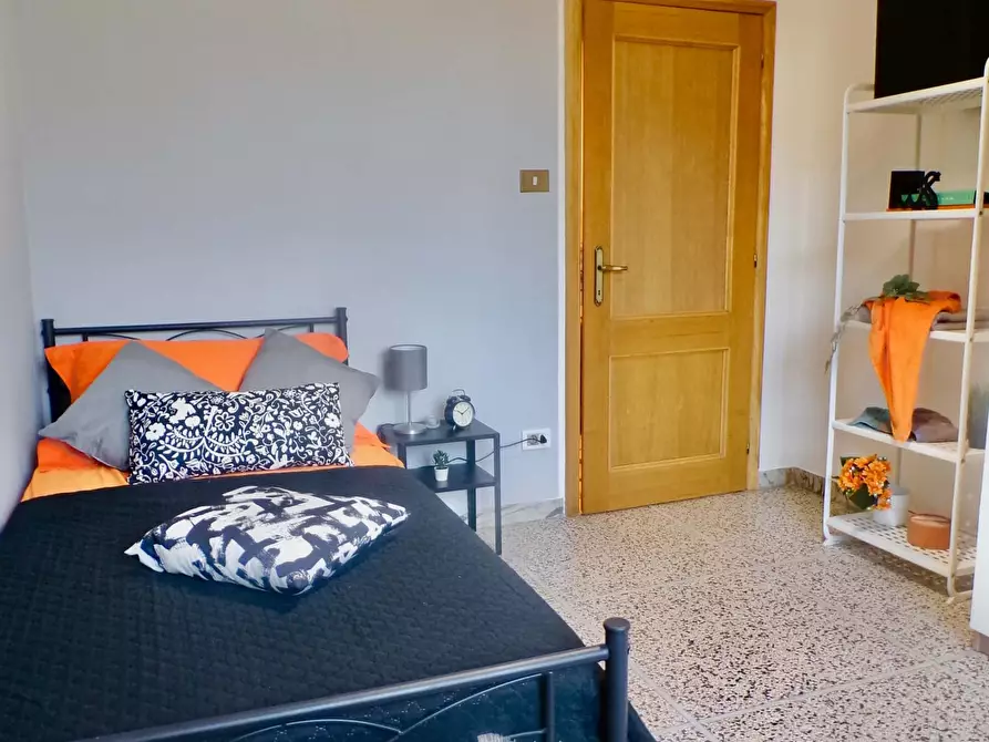 Immagine 10 di Camera in affitto  in Via Filippo Beroaldo1 a Bologna