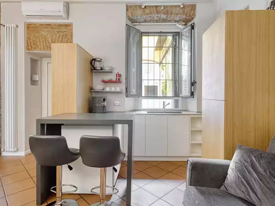 Immagine 5 di Appartamento in affitto  in Via Luigi Canonica25 a Milano