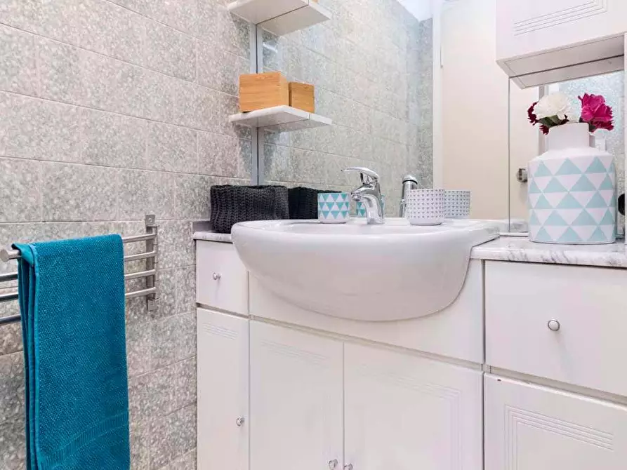 Immagine 33 di Camera in affitto  in Via Giuseppe Frua16 a Milano