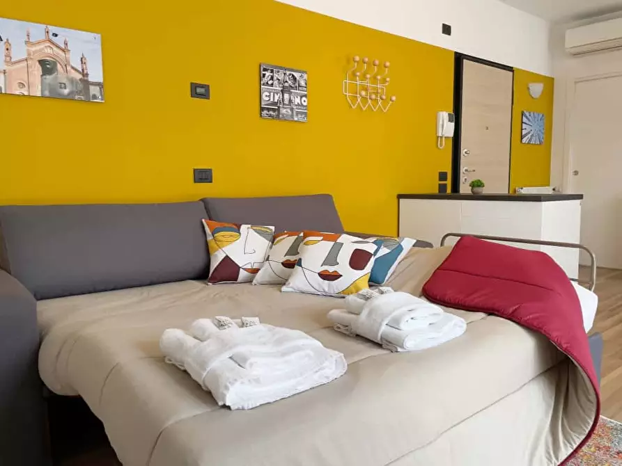 Immagine 2 di Appartamento in affitto  in Via Giuseppe Candiani a Milano